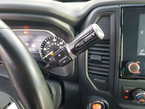 Certified 2024 Nissan Titan SV image 30