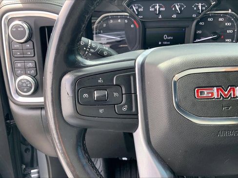 Used 2021 GMC Sierra 1500 SLT w/ SLT Premium Package AWD/4WD image 17