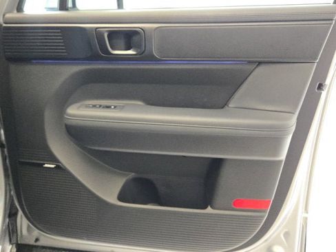 Used 2025 Hyundai Santa Fe Calligraphy AWD/4WD image 6