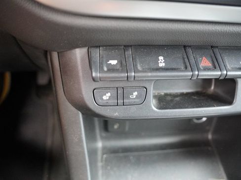 Certified 2018 Chevrolet Colorado LT w/ Luxury Package, Chrome AWD/4WD image 6