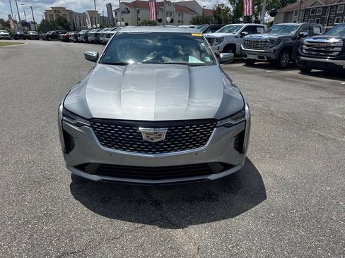 Used 2025 Cadillac CT4 Premium Luxury w/ Super Cruise Package RWD image 2