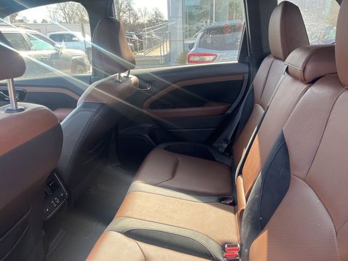 Used 2025 Subaru Forester Touring image 11