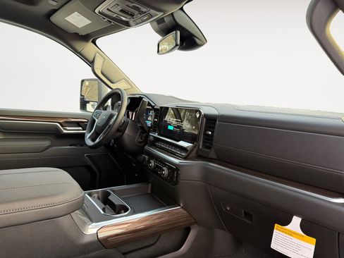 New 2026 Chevrolet Silverado 2500 LT w/ Trail Boss Package image 15