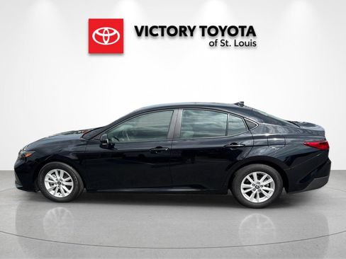 Used 2026 Toyota Camry LE FWD image 6