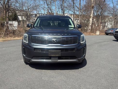 Used 2020 Kia Telluride S image 2