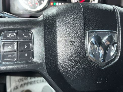 Used 2017 RAM 1500 Express w/ Black Ram 1500 Express Group AWD/4WD image 33