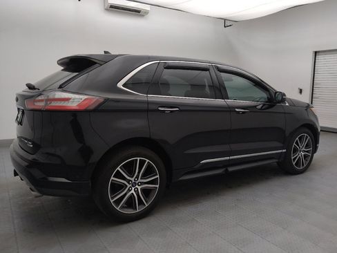 Used 2019 Ford Edge Titanium w/ Equipment Group 301A AWD/4WD image 10
