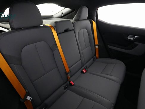 Used 2023 Polestar Polestar 2 w/ Pilot Pack image 9