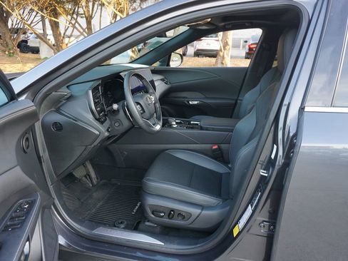 Used 2025 Lexus RX 350 Premium w/ Accessory Package AWD/4WD image 2