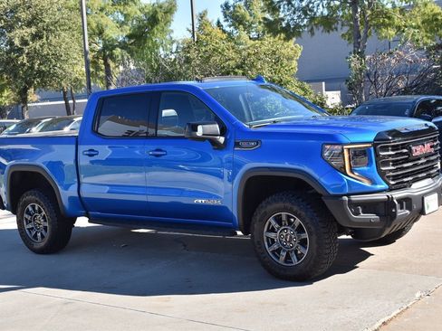 Used 2024 GMC Sierra 1500 AT4X image 5