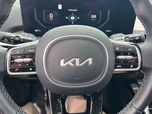 Certified 2024 Kia Sorento SX image 64