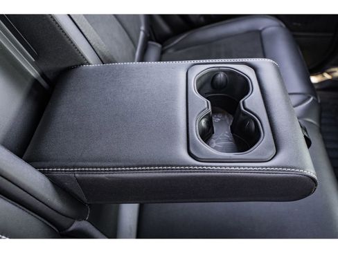 Used 2025 Jeep Grand Cherokee Altitude image 27