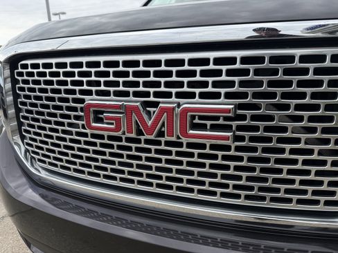 Used 2016 GMC Yukon Denali w/ Open Road Package AWD/4WD image 20
