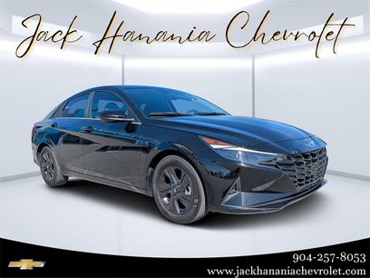 Used 2022 Hyundai Elantra SEL w/ Cargo Package