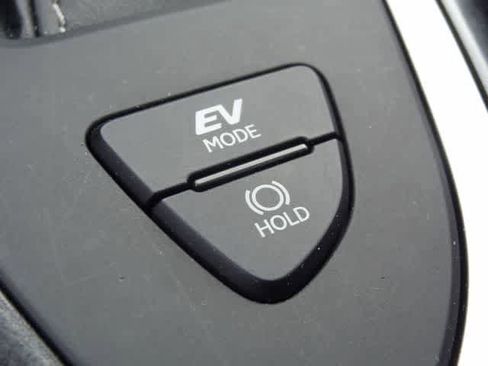 Used 2021 Lexus UX 250h w/ Premium Package image 36