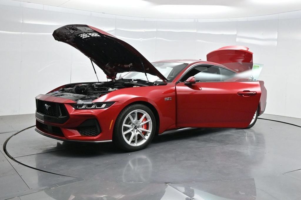 Used 2024 Ford Mustang GT Premium RWD image 9