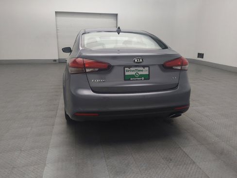 Used 2017 Kia Forte EX FWD image 6