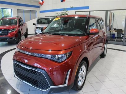 Used 2023 Kia Soul LX w/ LX Technology Package