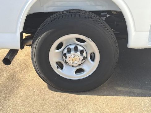 New 2025 Chevrolet Express 2500 w/ Driver Convenience Package RWD image 18