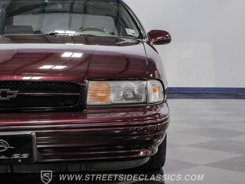 Used 1996 Chevrolet Impala SS RWD image 20