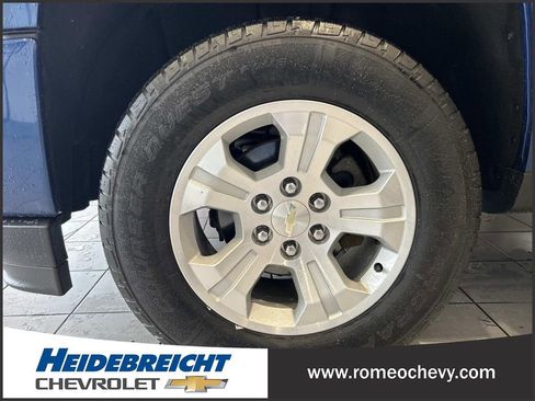 Used 2018 Chevrolet Silverado 1500 LT w/ All Star Edition AWD/4WD image 7