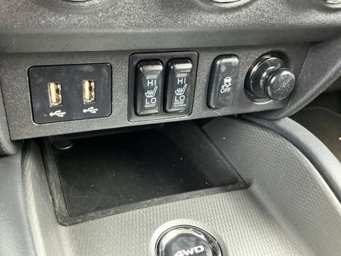 Used 2024 Mitsubishi Outlander Sport AWD image 43