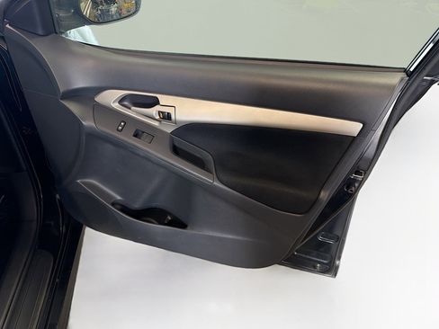 Used 2009 Toyota Matrix FWD image 31