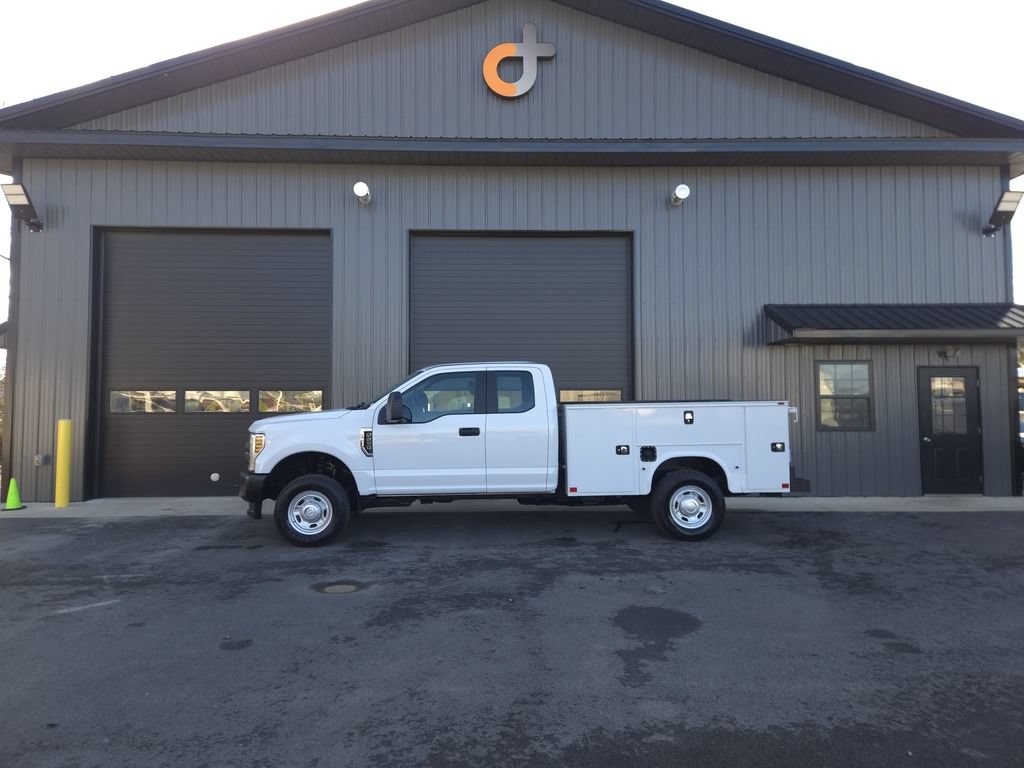 Used 2019 Ford F250 XL w/ Snow Plow Prep Package AWD/4WD image 25