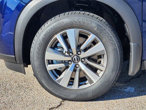 New 2025 Nissan Pathfinder SL image 7