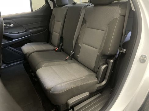 Used 2019 Chevrolet Traverse LS AWD/4WD image 16