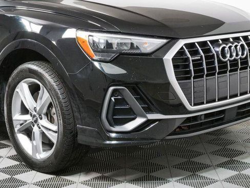 Used 2020 Audi Q3 2.0T Premium w/ Convenience Package AWD/4WD image 11