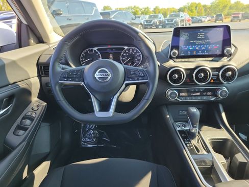 Certified 2022 Nissan Sentra SV w/ All-Weather Package image 10