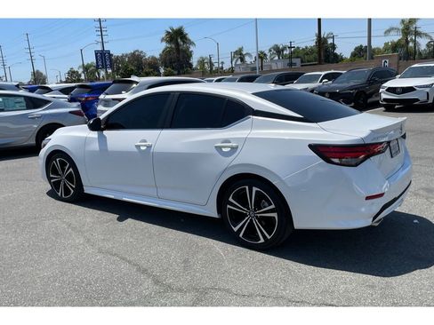 Used 2022 Nissan Sentra SR FWD image 3