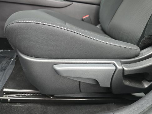 Certified 2025 Nissan Sentra SV FWD image 27