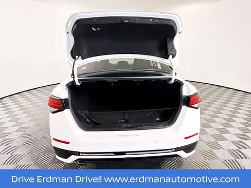 Certified 2025 Nissan Sentra SR w/ SR Premium Package image 34