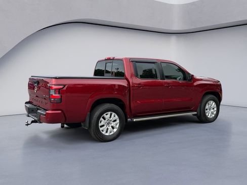 Used 2022 Nissan Frontier SV w/ SV Premium Package AWD/4WD image 5