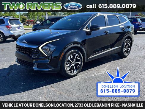 Used 2025 Kia Sportage EX FWD image 4