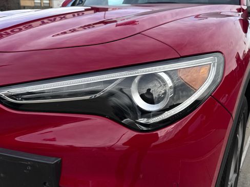 Used 2022 Alfa Romeo Stelvio Sprint image 11