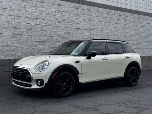 Used 2018 MINI Cooper Clubman image 12