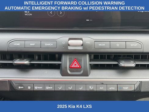 Used 2025 Kia K4 LXS image 5