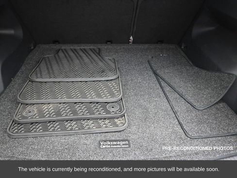 Used 2020 Volkswagen Atlas Cross Sport SEL image 29