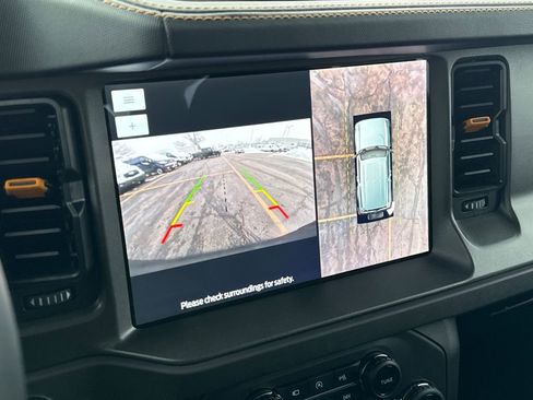 Certified 2024 Ford Bronco Badlands image 22