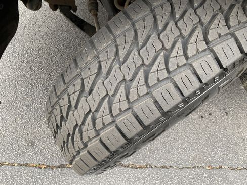 Used 2024 Chevrolet Silverado 2500 Custom w/ Custom Convenience Package image 13