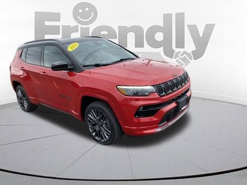 Used 2023 Jeep Compass High Altitude AWD/4WD image 3