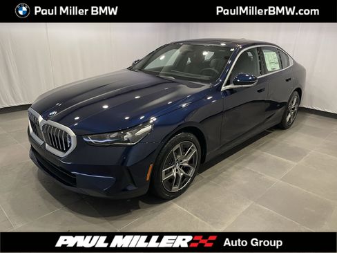 New 2026 BMW 530i xDrive AWD/4WD image 1