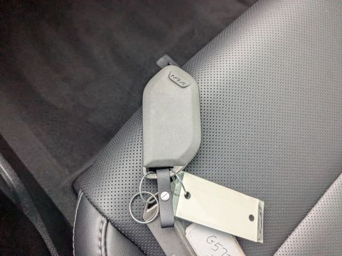 Certified 2025 Kia Telluride LX image 33