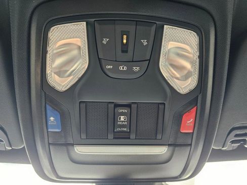New 2026 RAM 1500 Express AWD/4WD image 31