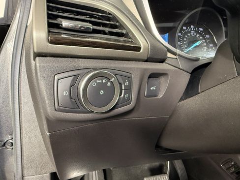 Used 2016 Ford Fusion SE w/ Equipment Group 202A FWD image 21