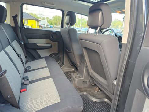 Used 2010 Dodge Nitro Detonator AWD/4WD image 13