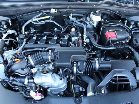 Certified 2025 Acura ADX A-Spec image 40